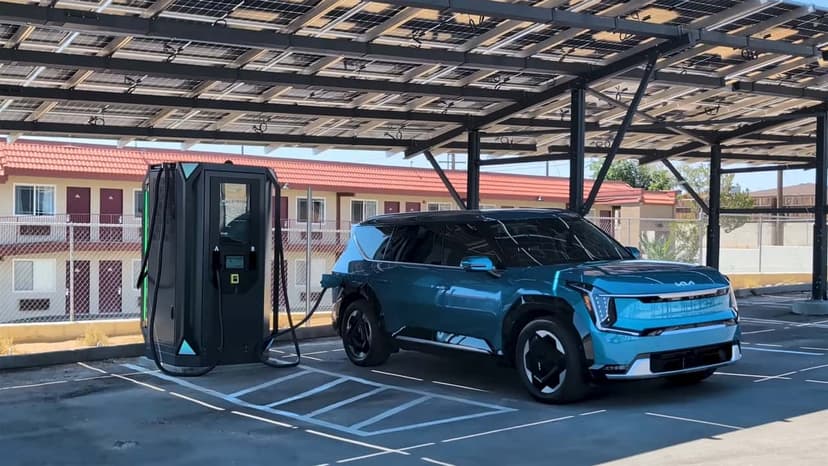 This Off-Grid EV Charging Station on Route 66 Is Cheaper Than the Competition
