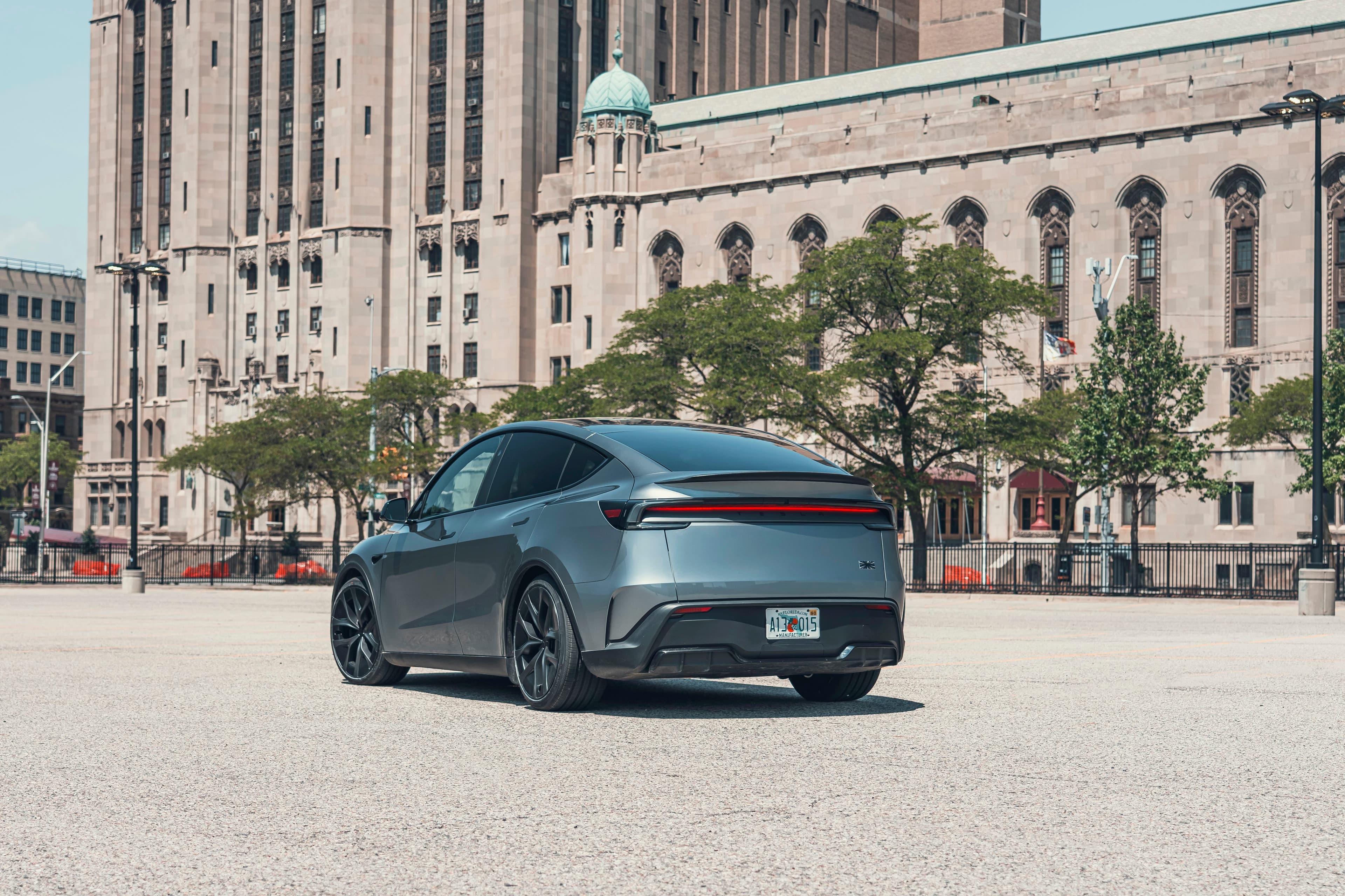 2026 Tesla Model Y Performance: A Complete Look at the Exterior Design