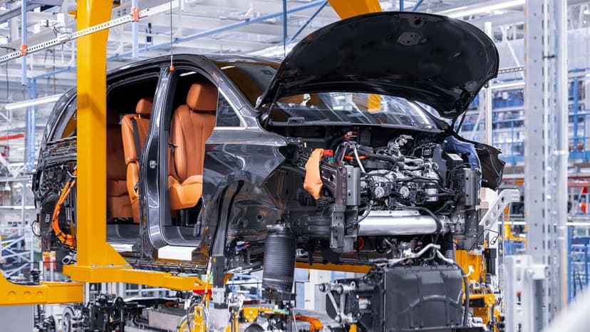 Mercedes-Benz Vitoria inicia la producción del VLE: la revolución eléctrica de las furgonetas premium