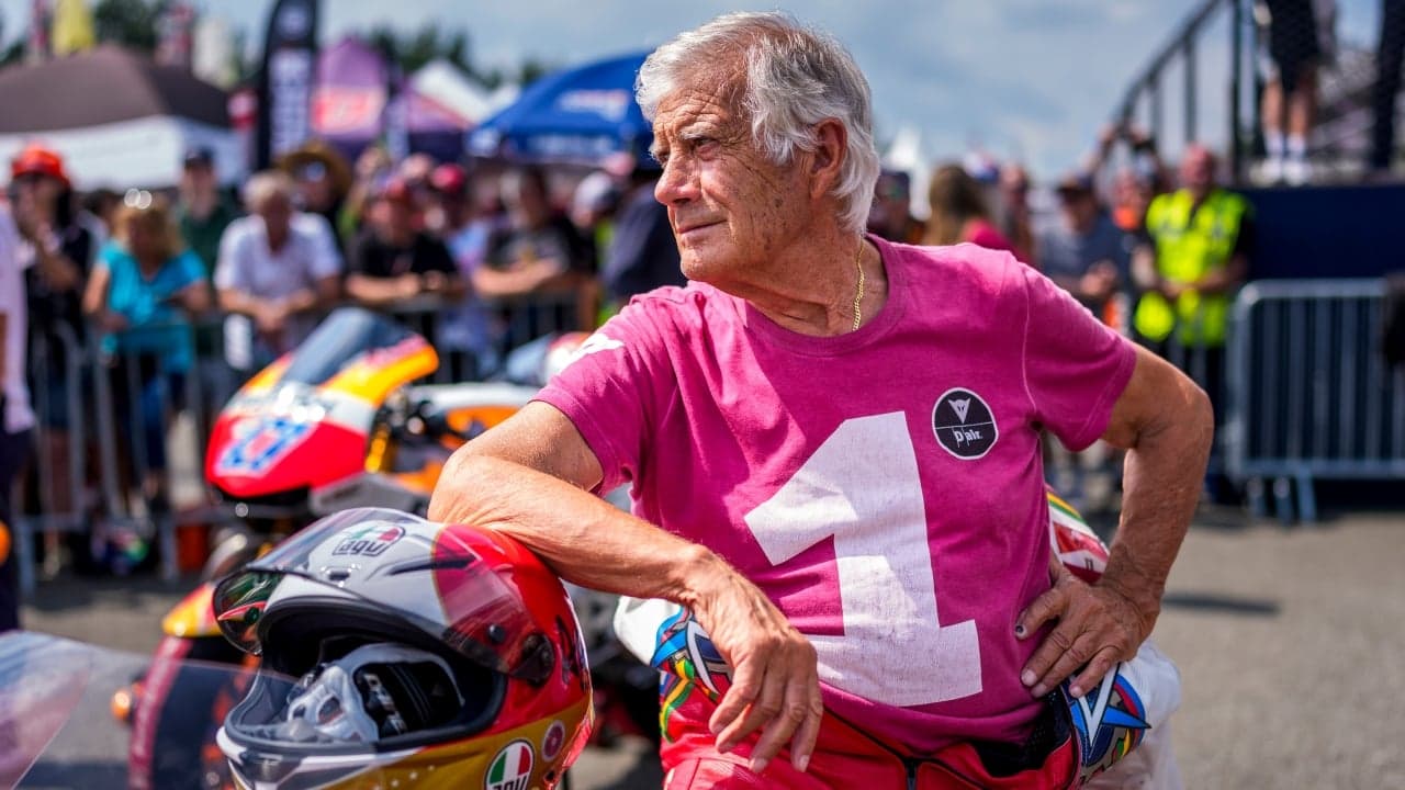 Giacomo Agostini señala al campeón del futuro en MotoGP: "Será otro Márquez, es implacable"