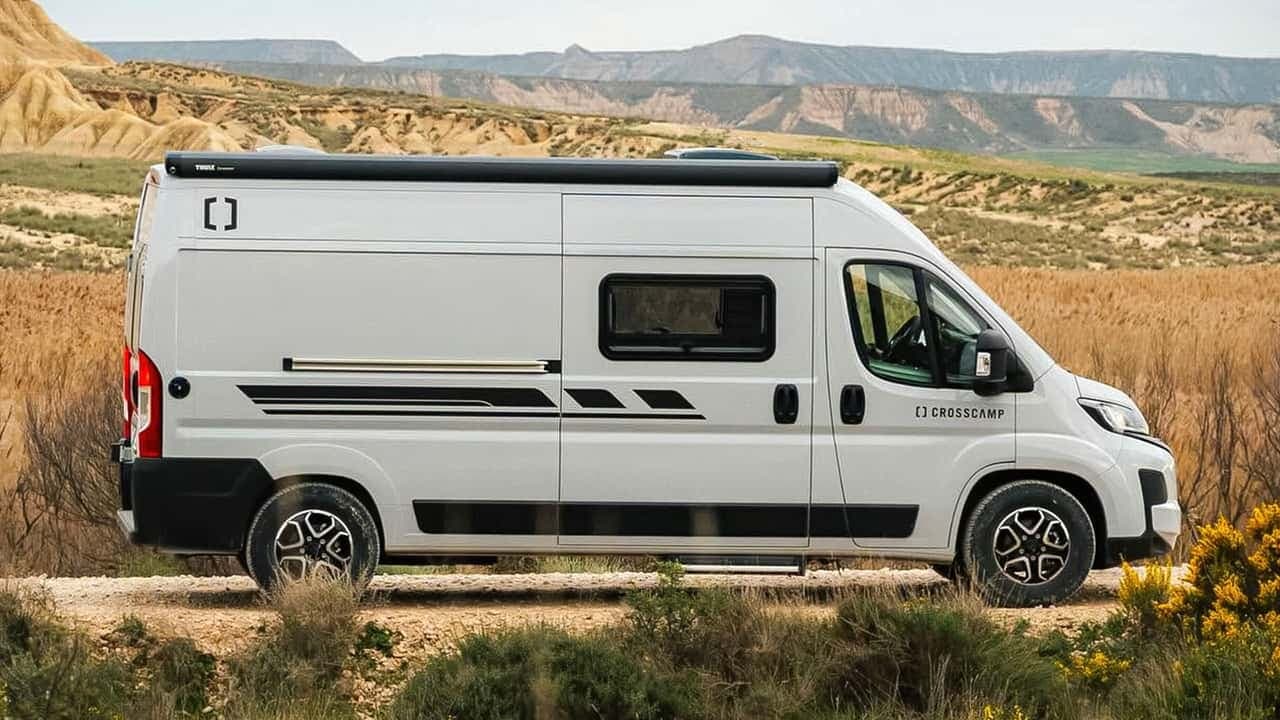 Crosscamp ELMNT 2026: todo lo que debes saber sobre la nueva autocaravana basada en la Peugeot Boxer