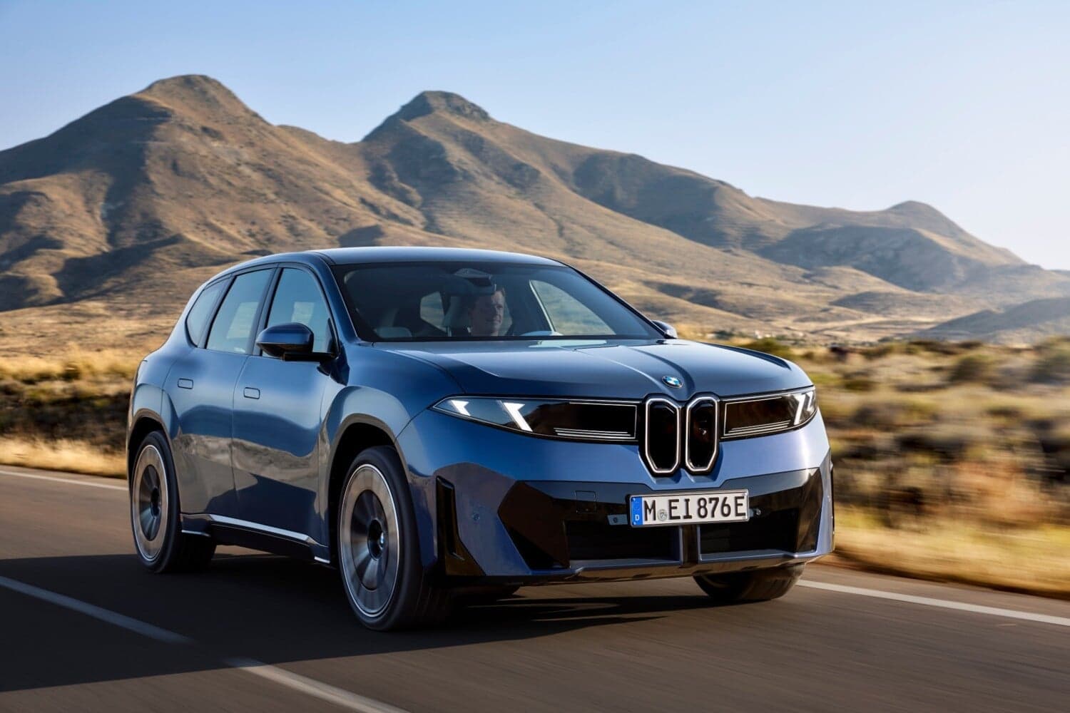 BMW iX3 : 10 000 ventes en deux mois, les carnets de commandes s'envolent