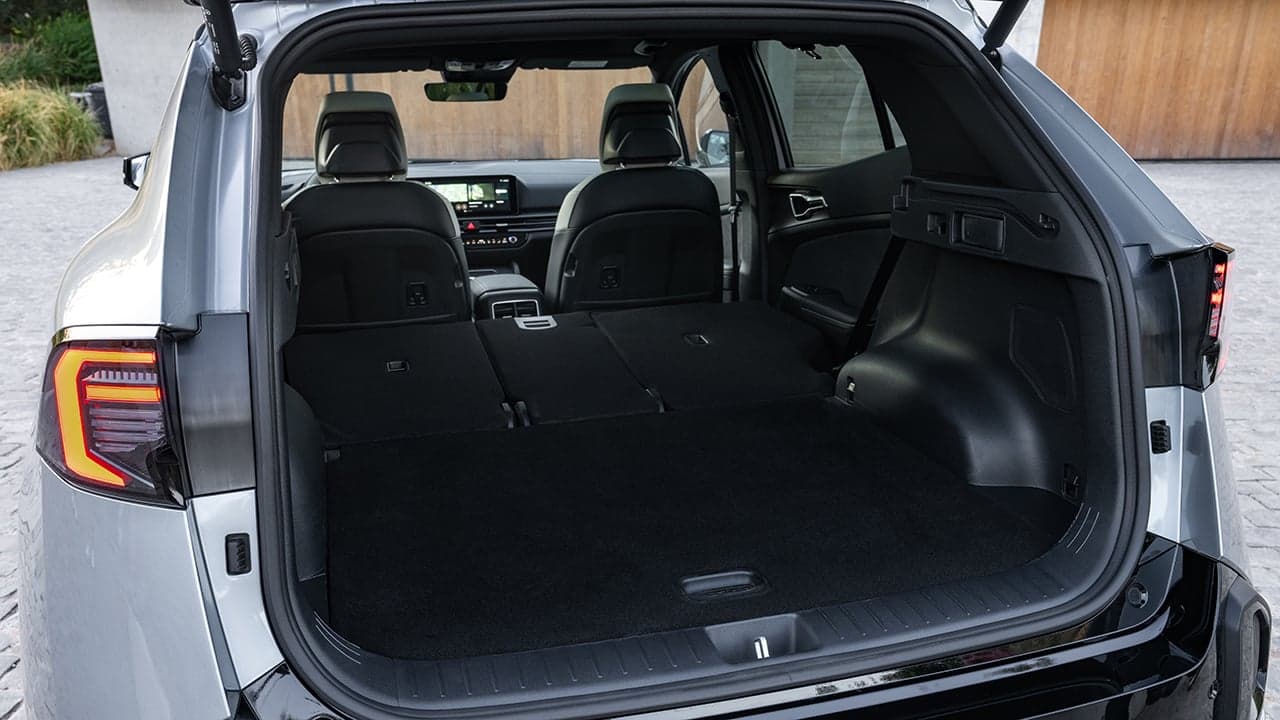 KIA Sportage HEV 2026: casi 600 litros de maletero, etiqueta ECO y 8.600 € de descuento