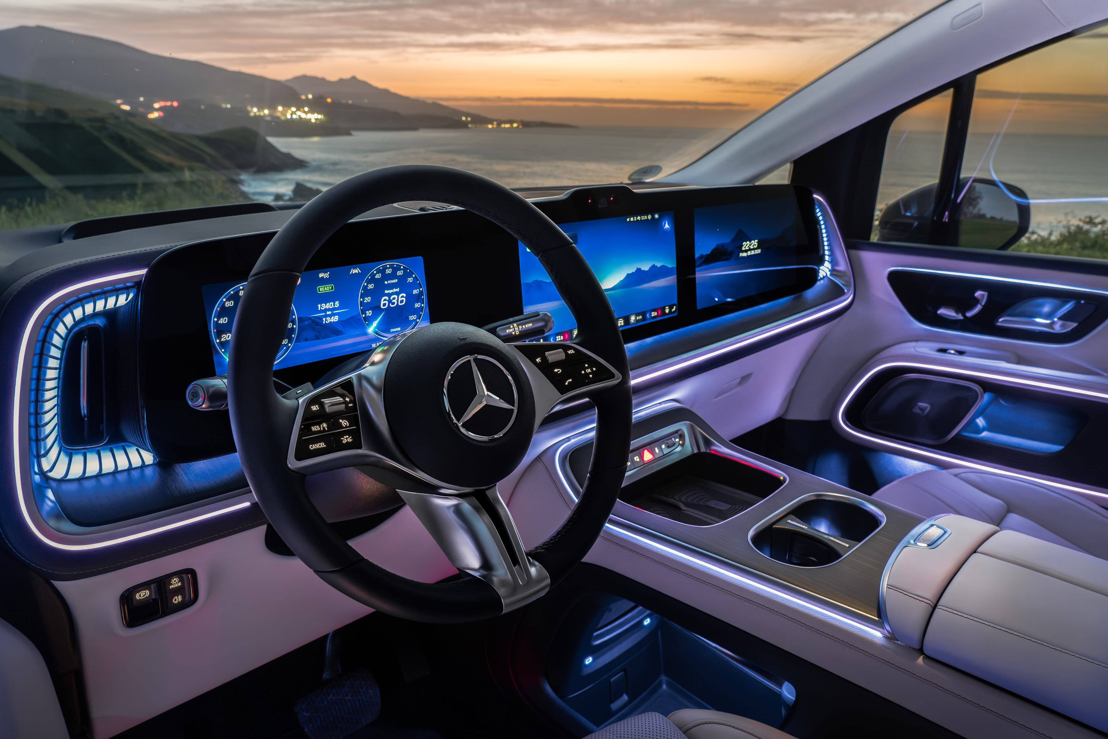 Inside the 2028 Mercedes-Benz VLE-Class EV: A First Look at the Interior