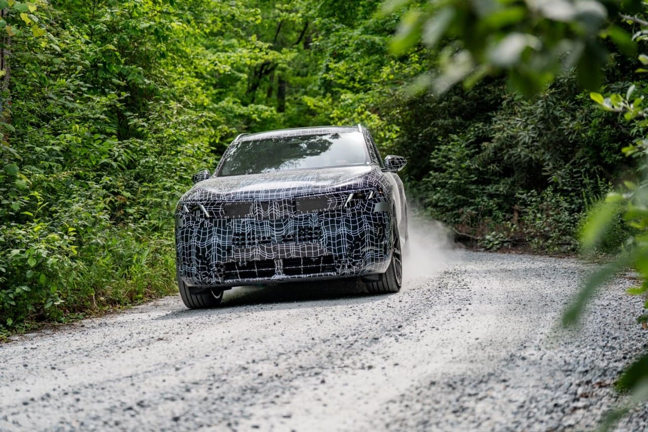 BMW iX5 : une autonomie record grâce à la plus grande batterie jamais installée par BMW