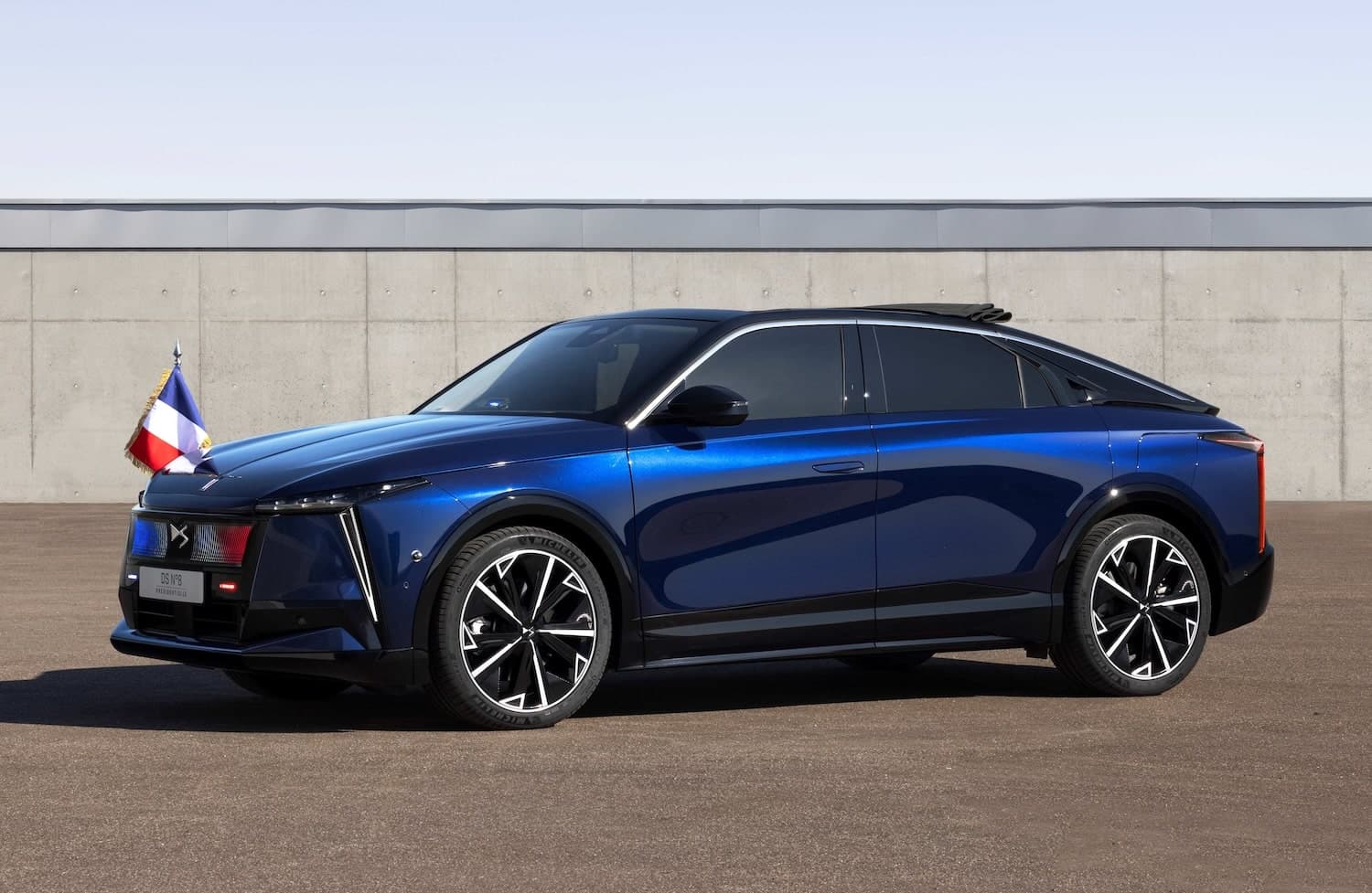 Voitures électriques pour l'État : la circulaire Lecornu concrétise ce que Ségolène Royal réclamait depuis des années