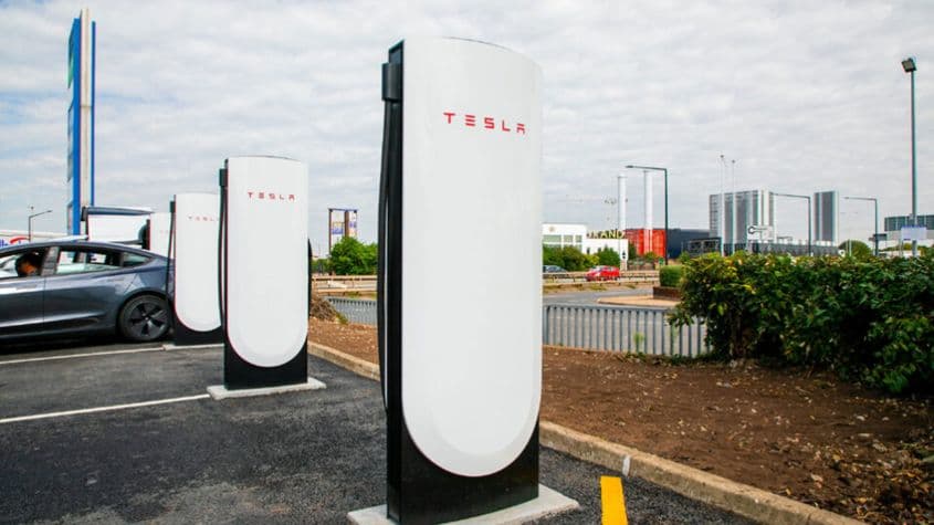 Tesla Superchargers: Who Can Use Tesla's Charging Stations and How Do They Work?