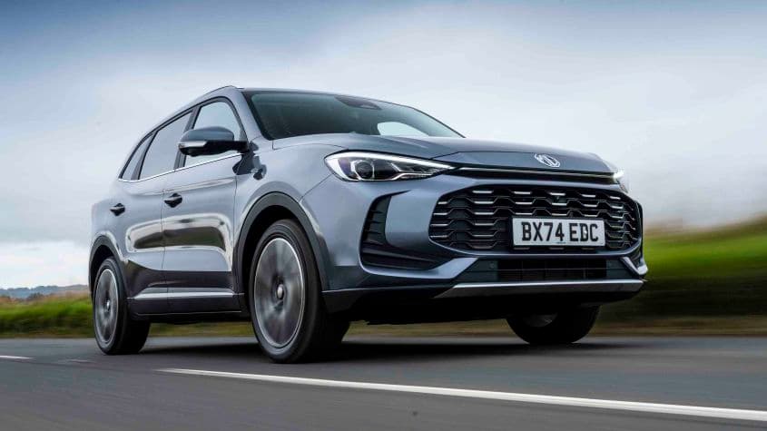 MG ZS Review: Is This Affordable SUV Worth Buying in 2025?