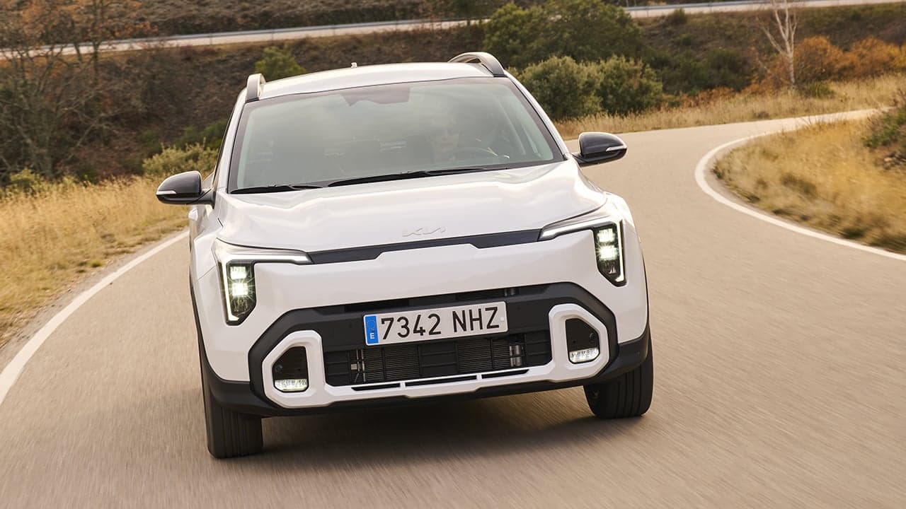 KIA Stonic con más de 4.000 € de descuento y etiqueta ECO: el rival que descoloca al Skoda Kamiq