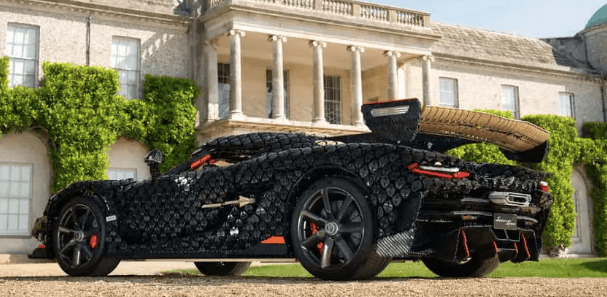 Cette Koenigsegg en LEGO roule à 111 km/h et célèbre le nouveau coffret Technic Sadair's Spear